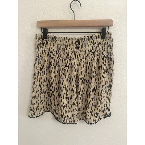 Three Dots Women's Relaxed Printed Shorts Smocked Waist Animal Print L - Picture 2 of 4
